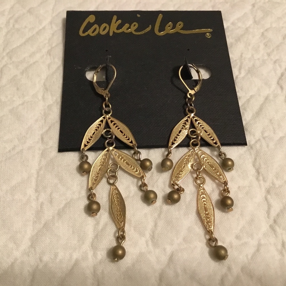 NEW COOKIE LEE gold scrollwork earrings